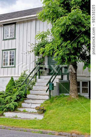 House entrance in Andalsnes - Norway 98538105