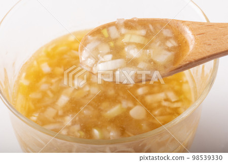 green onion salt sauce 98539330