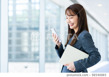 觀看smaho的女商人 98540865
