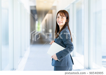 Office business woman 98540995