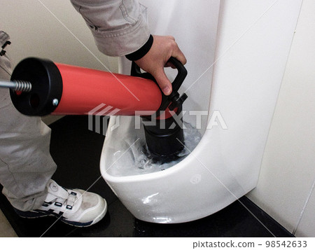 Urinal clogging low pump 02 Urinal clogging low pump 02 98542633