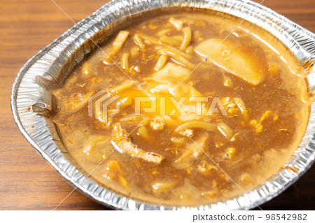 Delicious Miso Stewed Nabeyaki Udon 98542982