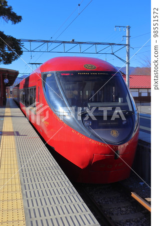 富士觀景特快8500系列列車（河口湖站） 98551572