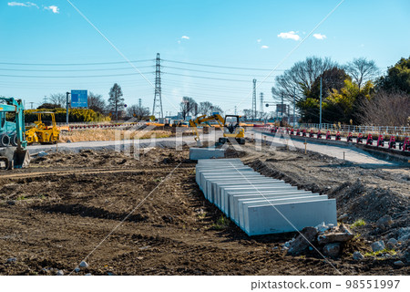 Work to increase the number of lanes on the main road National Route 17 Jobu Road Up direction 2022.12 bottom g-3 light tone 98551997