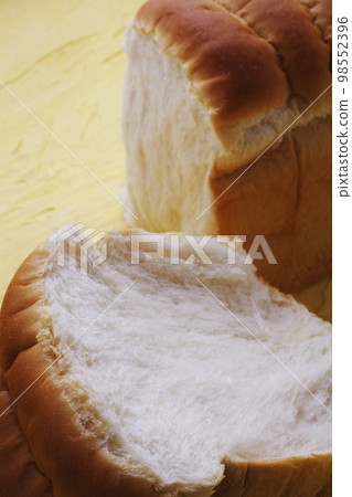 Bread studio shot Bread studio shot 98552396