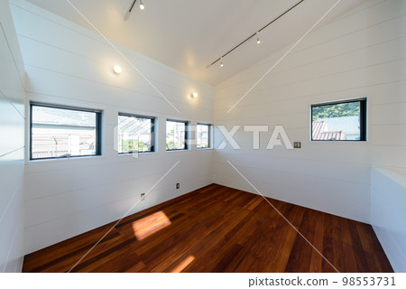 room in new house 98553731