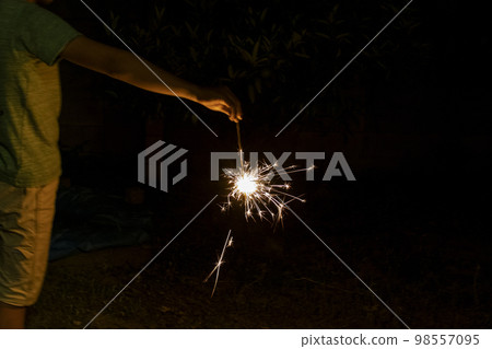 夏夜煙火 98557095