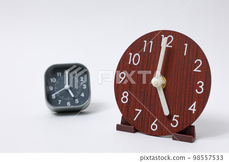 Clock, management, stationery, schedule, desk clock, office supplies, daily necessities, daily miscellaneous goods, time, time, time, hour, daily necessities 98557533