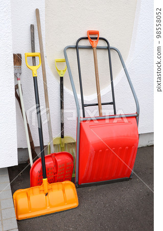 除雪, 鏟子, 積雪, 除雪, 鏟雪, 冬天, 雪, 除雪工具, 工具, 塑料 98558052