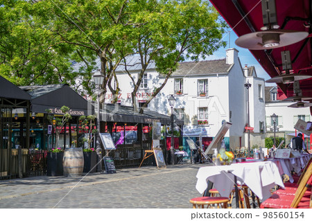 蒙馬特劇院廣場（法國巴黎） 98560154