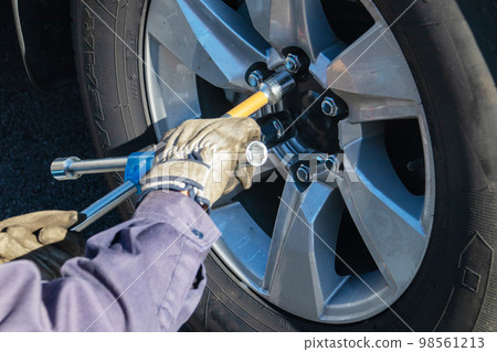 Tire change 98561213