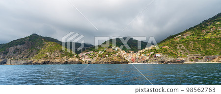 Coast of the Cinque Terre National Park - Riomaggiore Liguria Italy Coast of the Cinque Terre National Park - Riomaggiore Liguria Italy 98562763