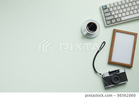 various office supplies on the desk various office supplies on the desk 98562860