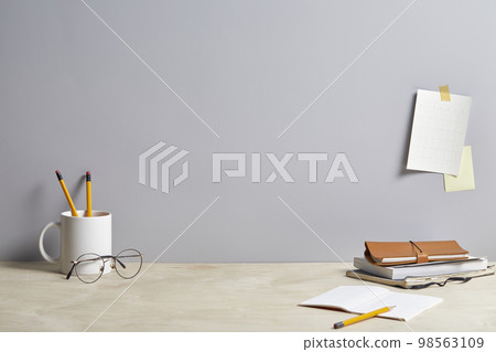various office supplies on the desk various office supplies on the desk 98563109