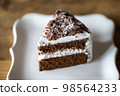 桌上的蛋糕（巧克力蛋糕）（巧克力蛋糕） 98564233