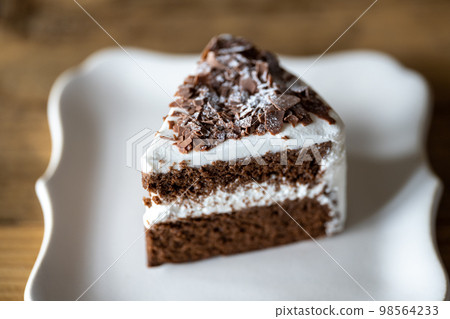 桌上的蛋糕(巧克力蛋糕)(巧克力蛋糕) 桌上的蛋糕(巧克力蛋糕)(巧克力蛋糕) 98564233