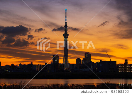 Sightseeing spots in Tokyo Sunset and Tokyo Skytree 98568303