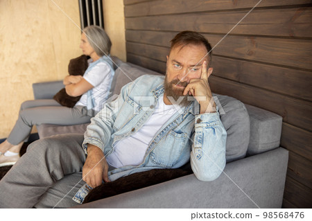 Couple looking upset and stressed after the argument 98568476