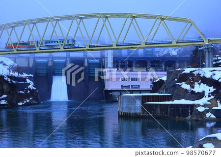 Honna Dam and Tadami Line Honna Dam and Tadami Line 98570677
