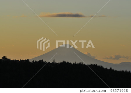 長野縣富士山霧峰高原 長野縣富士山霧峰高原 98571928