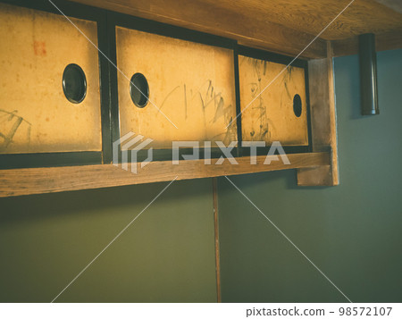 舊日式房間常見的儲物櫃 98572107