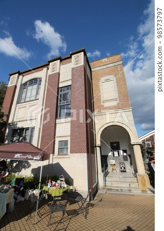Townscape of Tatsuno Soy Sauce Village Taisho Romankan (former Tatsuno Soy Sauce Association office and brewery) Tatsuno Town, Tatsuno City, Hyogo Prefecture 98573797