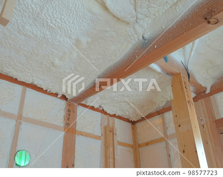 住宅噴塗保溫聚氨酯泡沫17 98577723