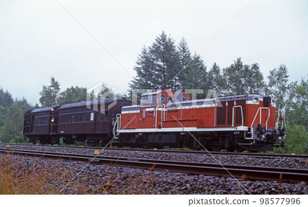 Sekisho Line Horoka (Shin) JR Hokkaido DE15-1545 (Sorachi) + Oya 31-32 (Sapporo) Oilan 98577996