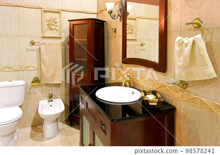 Classic bathroom 98578241
