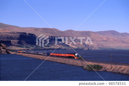 Lake Chamberlain, Washington SP4449 Delight Southern Pacific 98578531