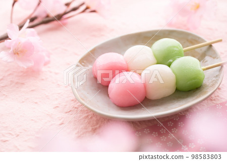 三色團子（賞花材料） 98583803