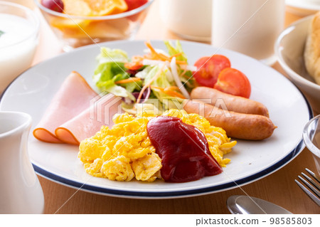 Image of breakfast ~ Western food 98585803