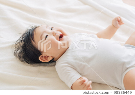 Smiling baby Smiling baby 98586449