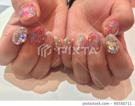 釘子 98588711