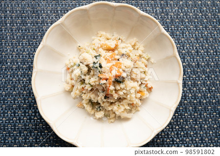 燉豆渣 98591802