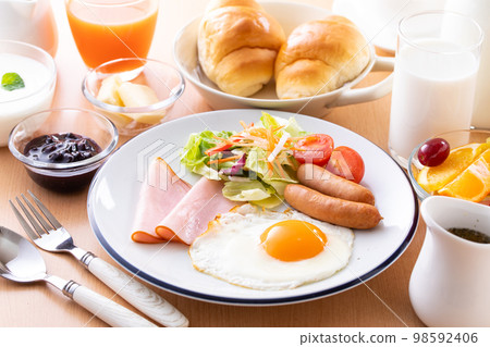 Image of breakfast ~ Western food Image of breakfast ~ Western food 98592406