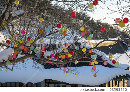 Hwaam Temple 98593550