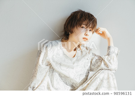 natural beauty woman natural beauty woman 98596131