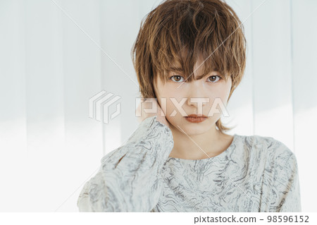 天生麗質的女人 98596152