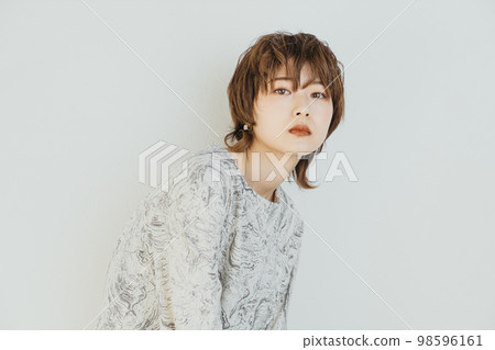 natural beauty woman 98596161