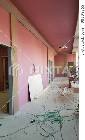 City, building, construction, interior, wood, interior, carpenter, nonflammable plaster, ladder, scaffolding 98598555