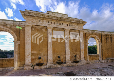 Beautiful medieval italian town with old houses, Sorano, Tuscany, Grosetoo, Italy Beautiful medieval italian town with old houses, Sorano, Tuscany, Grosetoo, Italy 98600384
