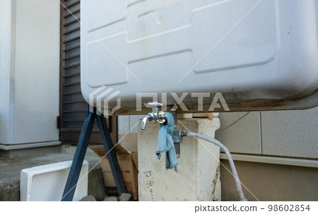 Back door kerosene tank Back door kerosene tank 98602854