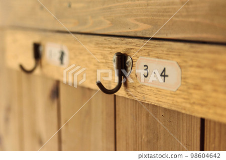 木製小學生,行李掛鉤 木製小學生,行李掛鉤 98604642