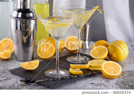 Lemon drop martini with zest 98608354