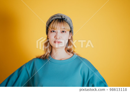 時尚寫真（女） 98613118