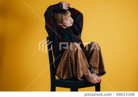 Fashion portrait (female) Fashion portrait (female) 98613166