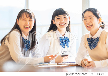 女高中生智能手機教室 98613399