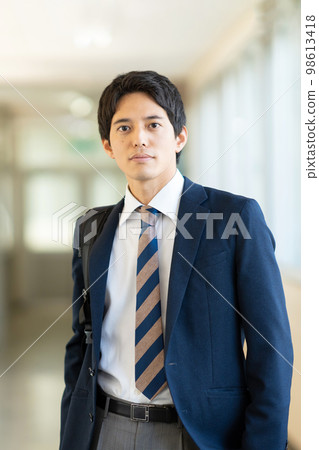 高中男校 98613418