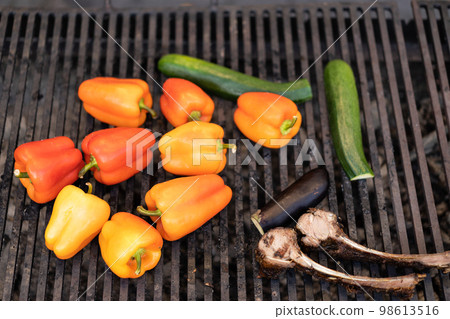 vegetables roasted grilled 98613516